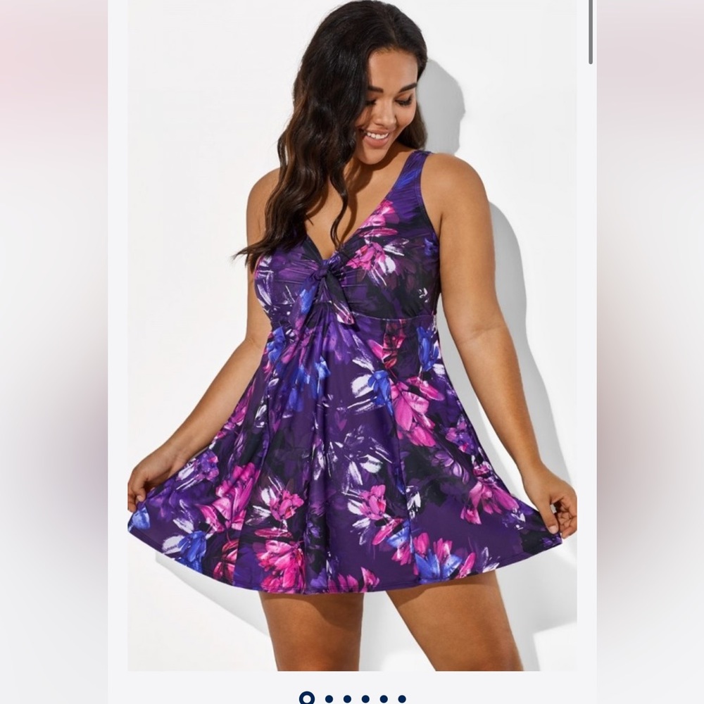 Plus size 4X NWT. Multicolored Lotus tie front V neck Swimdress.